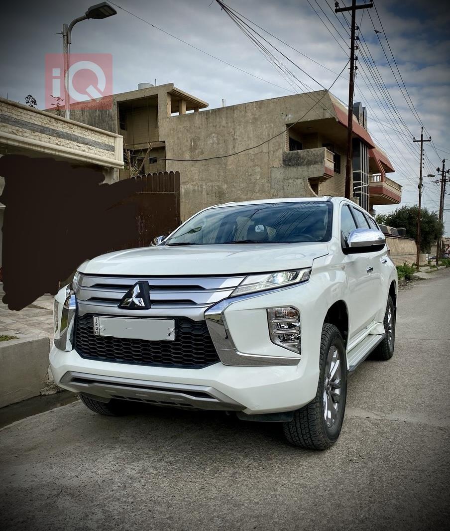 Mitsubishi Montero Sport
